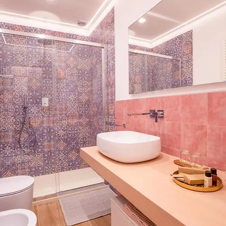 فندق مبيت وإفطار Elia 4*