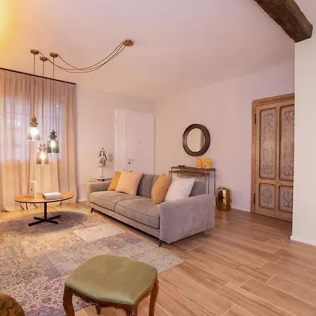 Bed and Breakfast Elia 4*