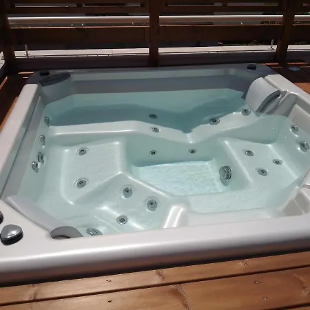 Elia Μπελάρια-Ιτζέα Μαρίνα